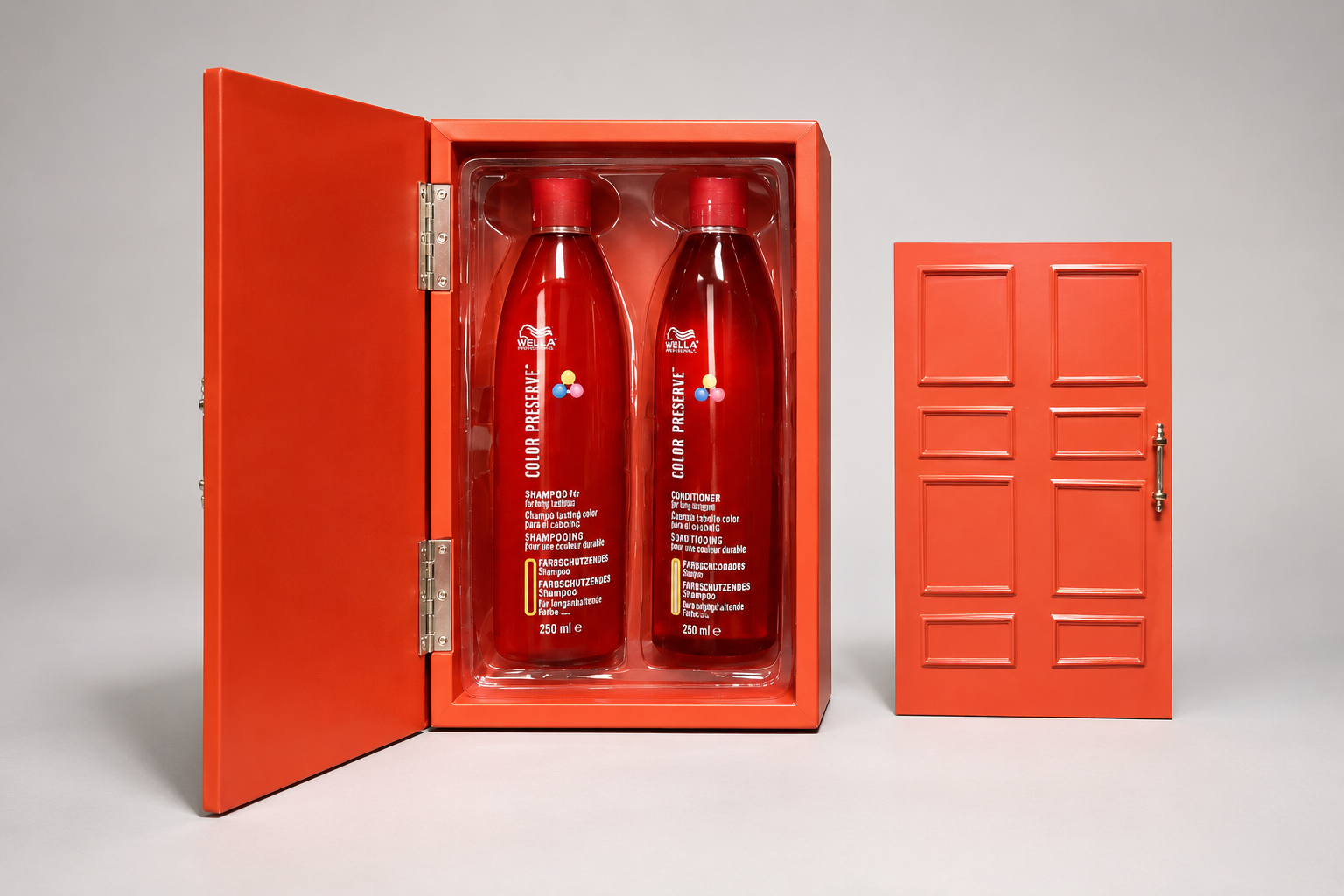 Custom door-inspired product presentation box